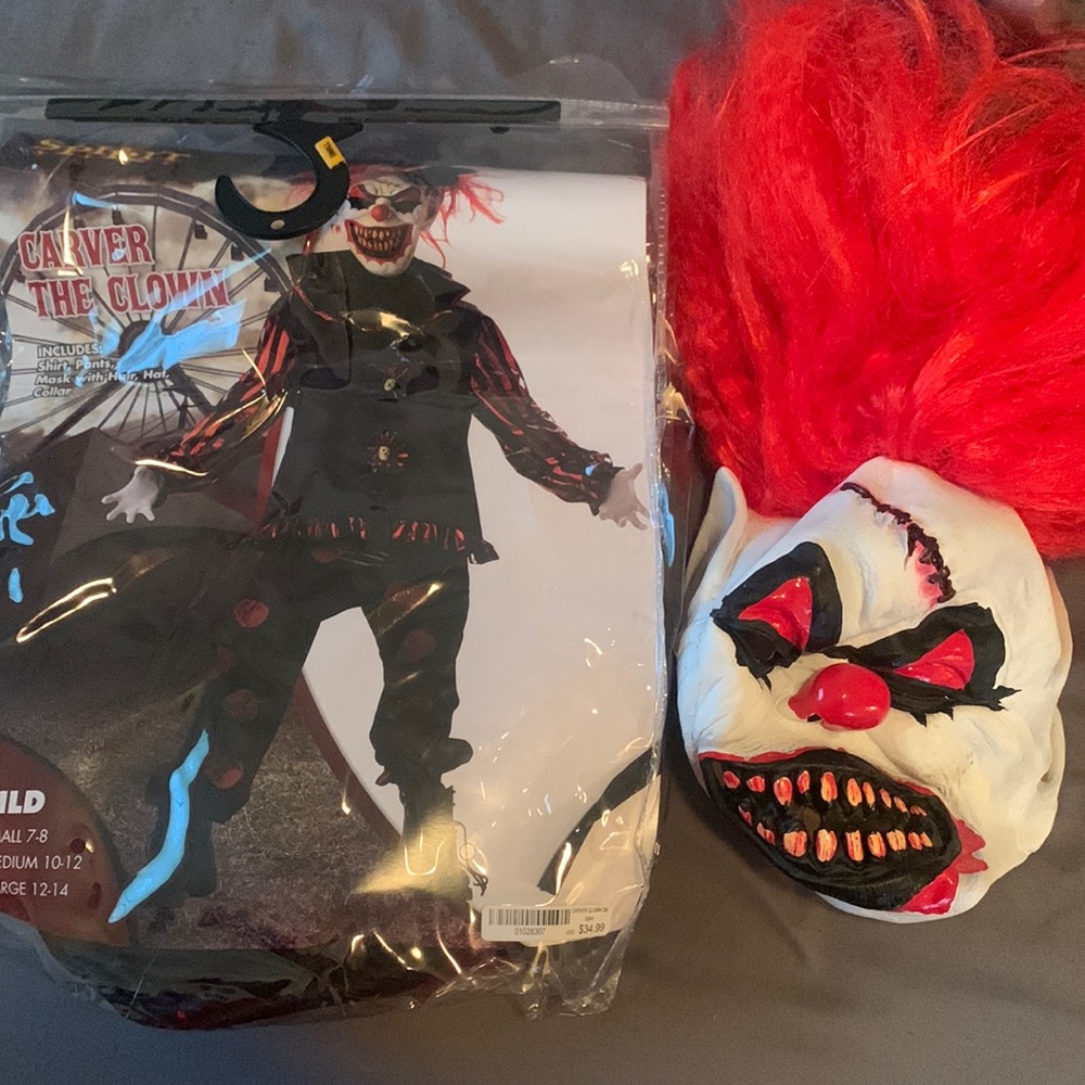 Carver The Clown